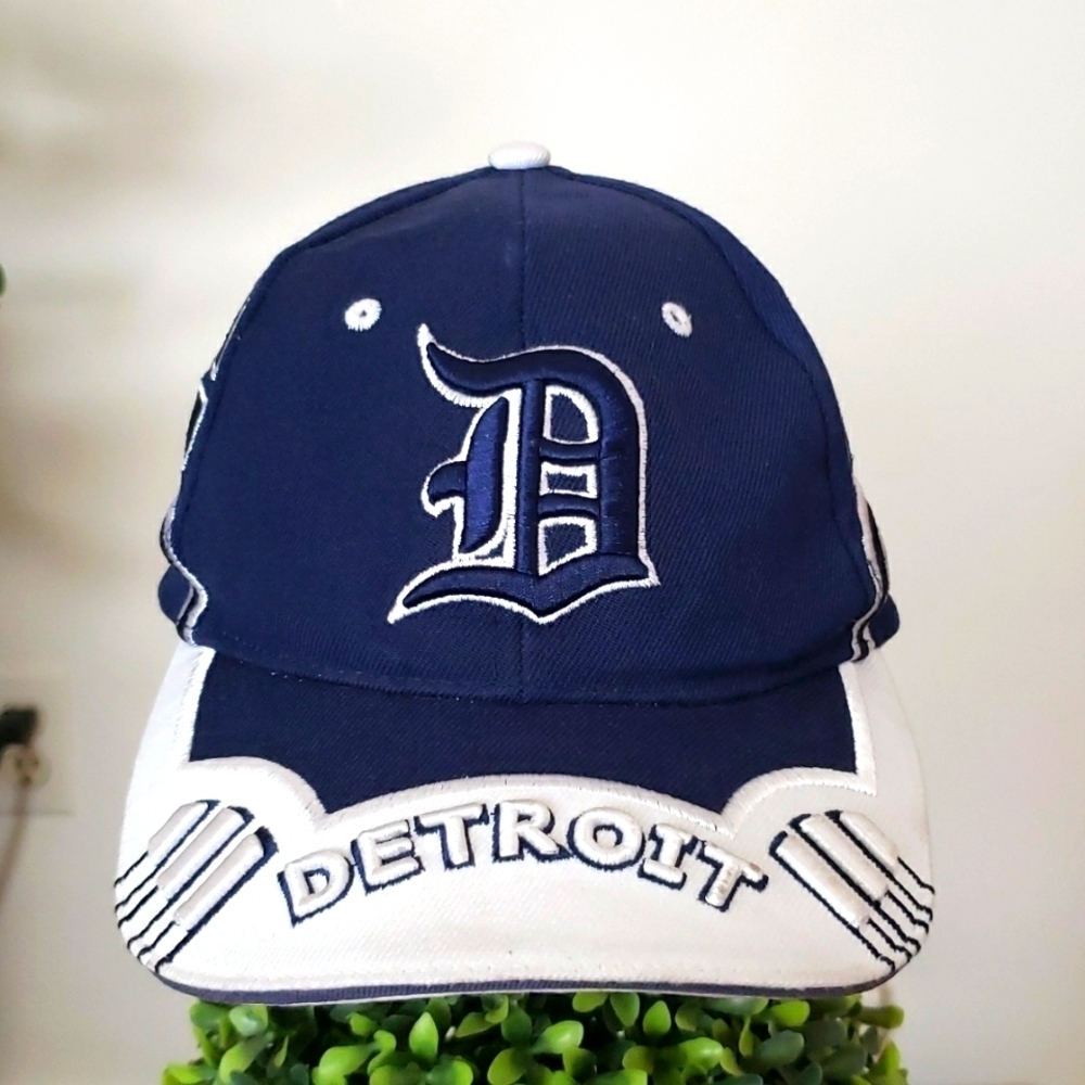 Detroit baseball hat, raised embroidery, hook in loop adjustable back closure